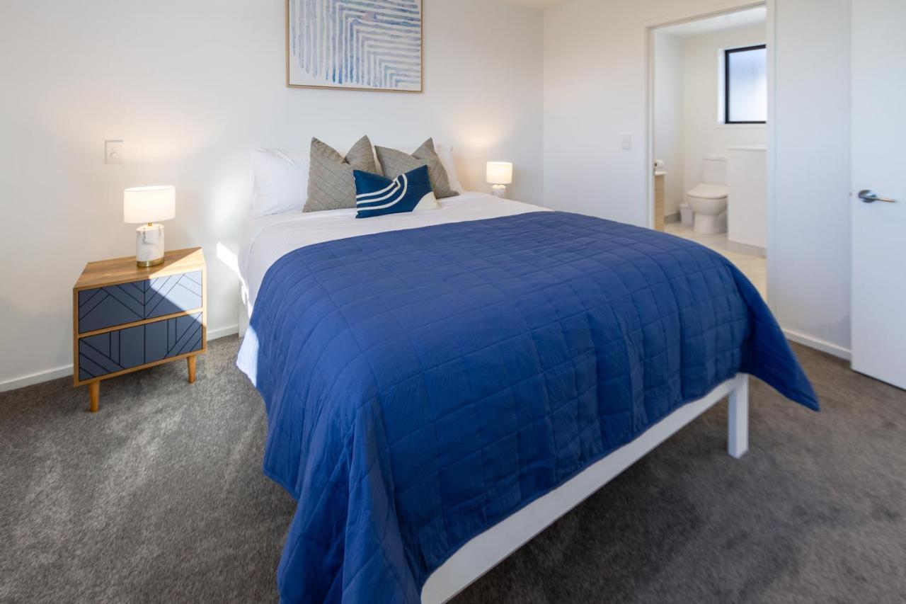 Central City Awaits 2 Bed 2 Bath With Carpark Christchurch Bagian luar foto